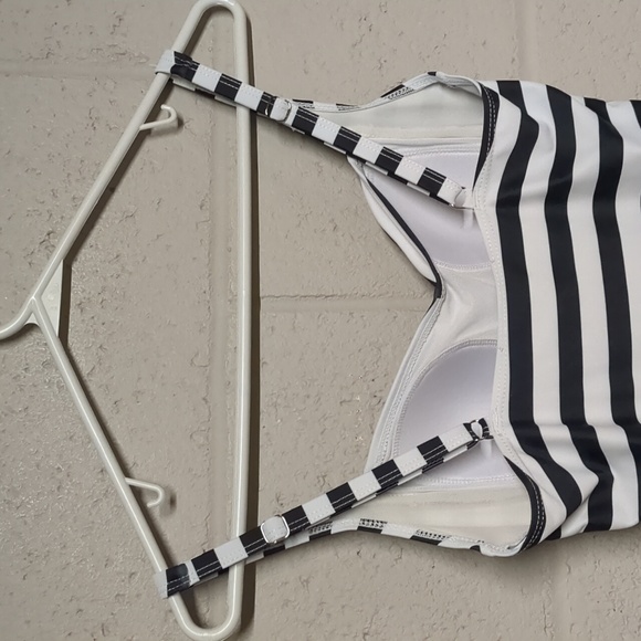 Women's Striped Black and White Vintage Style Swimsuit Size Small - Picture 5 of 7